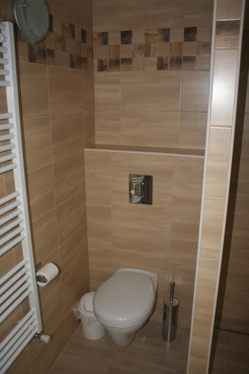 Malomko Apartman Zsira Esterno foto