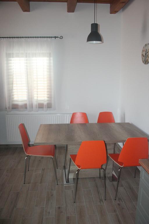 Malomko Apartman Zsira Esterno foto