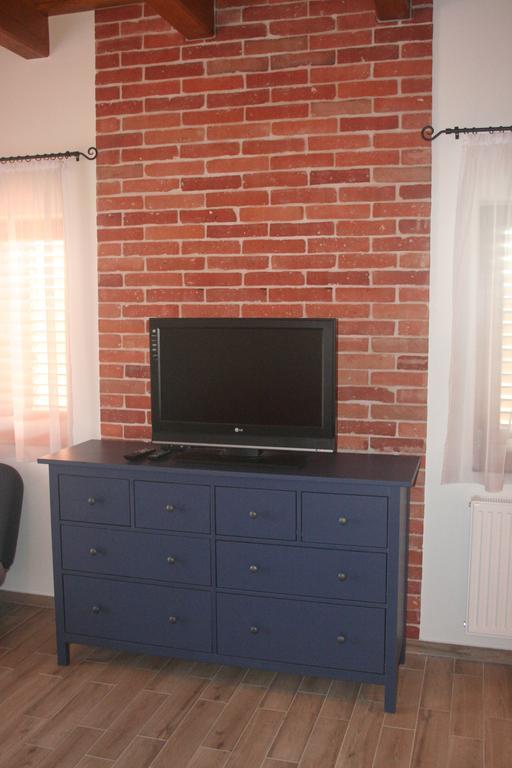 Malomko Apartman Zsira Esterno foto